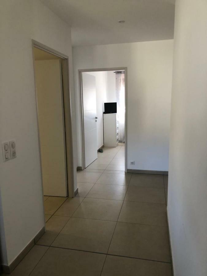 Neuf En Apartment *
